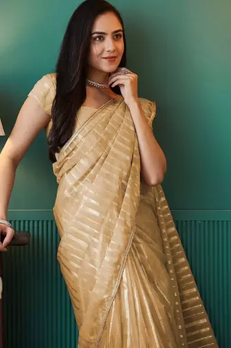 Yellow elegant printed organza saree with blouse piece