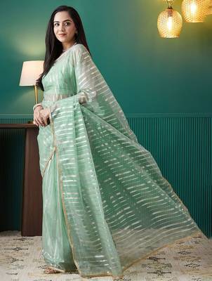 Green elegant printed organza saree with blouse piece 2