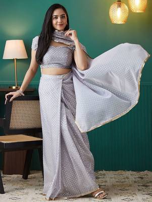 Purple elegant printed organza saree with blouse piece 4