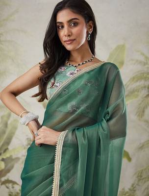 Green plain chiffon designer saree with blouse piece 4