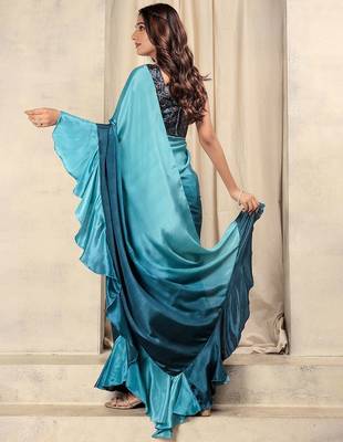 Blue plain silk blend party wear saree with blouse piece 4