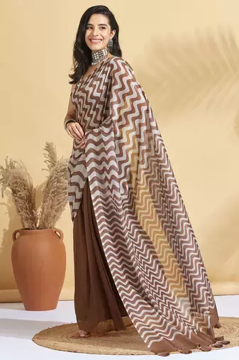 Brown printed blended cotton designer saree with blouse piece