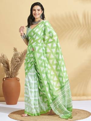 Green printed blended cotton designer saree with blouse piece 1