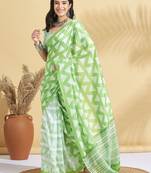 Green printed blended cotton designer saree with blouse piece