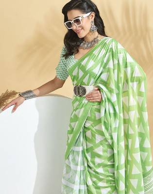 Green printed blended cotton designer saree with blouse piece 4