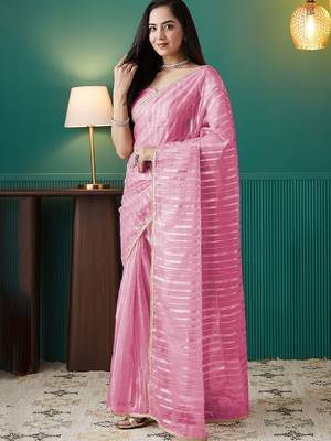 Pink elegant printed organza saree with blouse piece 2