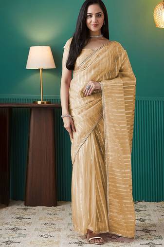 Yellow elegant printed organza saree with blouse piece