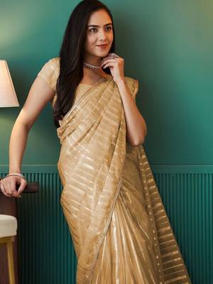 Yellow elegant printed organza saree with blouse piece 5