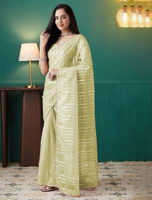 Green elegant printed organza saree with blouse piece 2