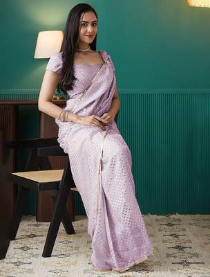 Pink elegant printed organza saree with blouse piece 4