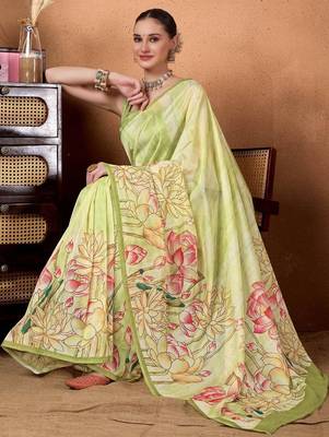 Green elegant printed organza saree with blouse piece 5
