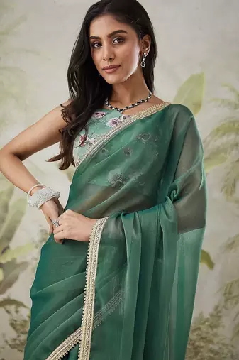 Green plain chiffon designer saree with blouse piece