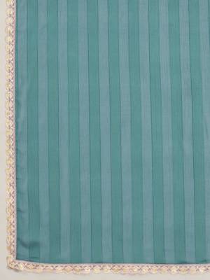 Teal elegant printed georgette saree with blouse piece 4