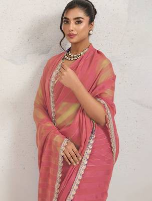 Red elegant printed georgette saree with blouse piece 5