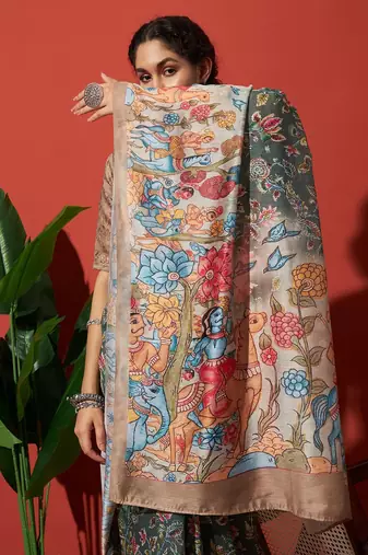 Green elegant printed silk cotton saree with blouse piece
