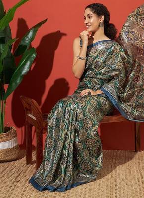 Green printed tissue festive wear saree with blouse piece 5