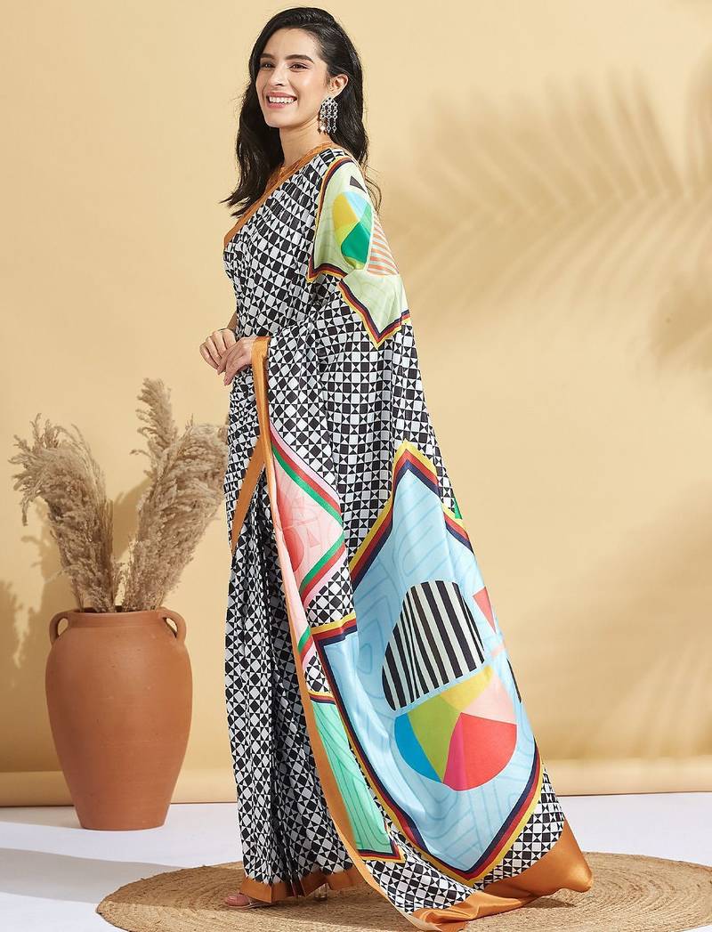 Brown printed crepe casual saree with blouse piece