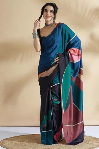 Black printed crepe casual saree with blouse piece