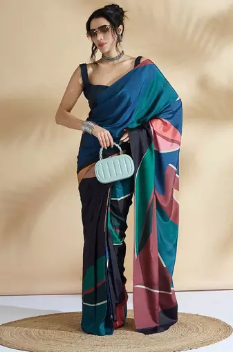 Black printed crepe casual saree with blouse piece