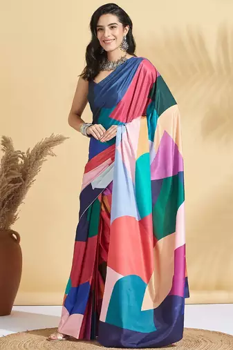 Red printed crepe casual saree with blouse piece