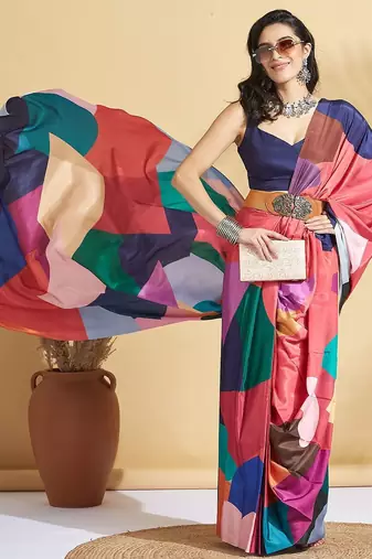 Red printed crepe casual saree with blouse piece