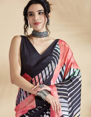 Peach printed crepe casual saree with blouse piece 5
