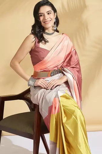 Cream printed crepe casual saree with blouse piece
