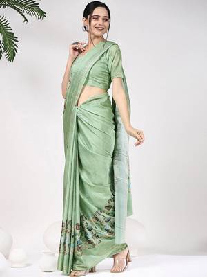 Green printed silk blend ethnic saree with blouse piece 4