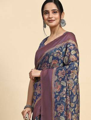 Blue floral printed jute casual saree with blouse piece 4
