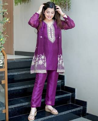 Purple chinnon silk kurti palazzo & koti set with beads work 3