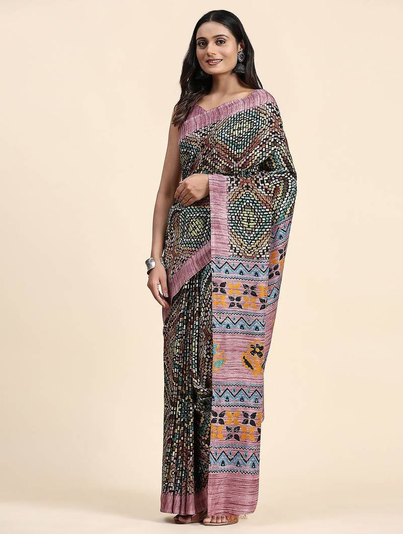 Pink printed crepe casual saree with blouse piece