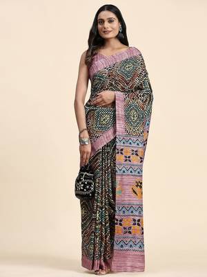 Pink printed crepe casual saree with blouse piece 3