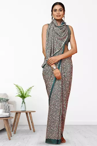 Green printed crepe casual saree with blouse piece