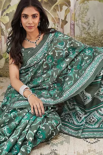 Green printed blended cotton designer saree with blouse piece