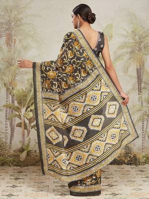 Grey floral printed jute casual saree with blouse piece 4