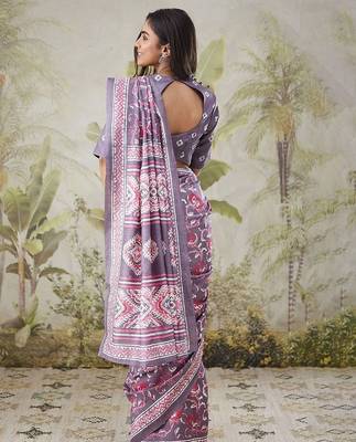 Lavender printed blended cotton designer saree with blouse piece 3