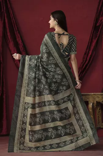Grey elegant printed silk cotton saree with blouse piece