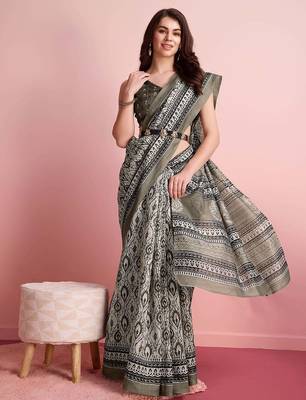 Cream floral printed jute casual saree with blouse piece 4