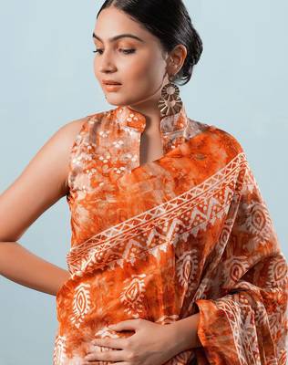 Orange printed silk blend ethnic saree with blouse piece 5