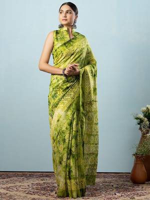 Green printed silk blend ethnic saree with blouse piece 1