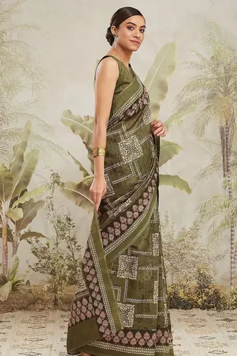 Green floral printed jute casual saree with blouse piece
