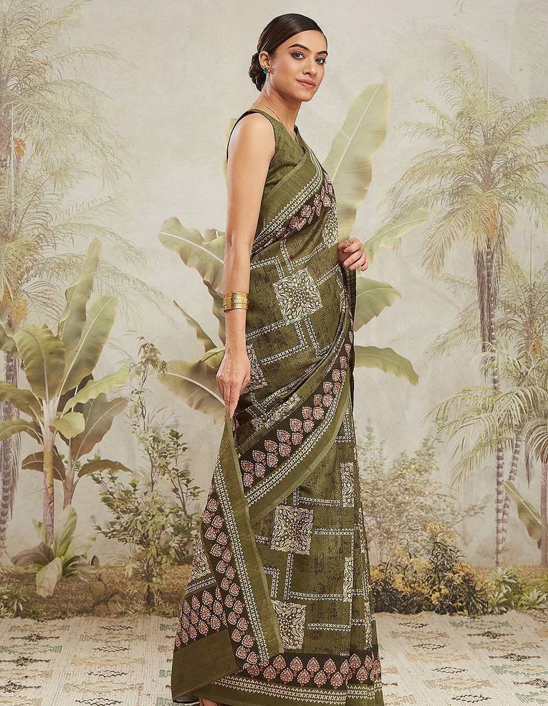 Green floral printed jute casual saree with blouse piece