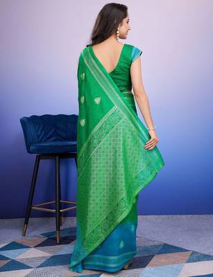 Blue elegant printed silk cotton saree with blouse piece 3