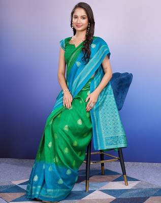 Blue elegant printed silk cotton saree with blouse piece 4