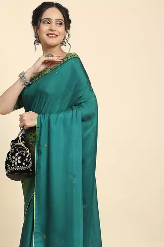 Olive elegant printed silk cotton saree with blouse piece