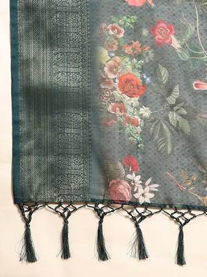 Green printed linen casual saree with blouse piece 5