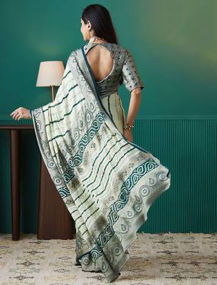 Green printed brasso casual saree with blouse piece 3