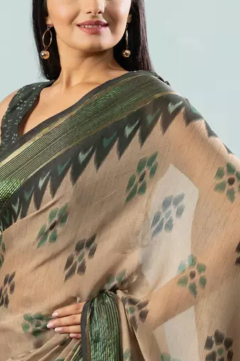 Green elegant printed georgette saree with blouse piece