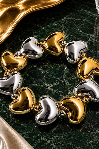 Dual tone heart stretch bracelet