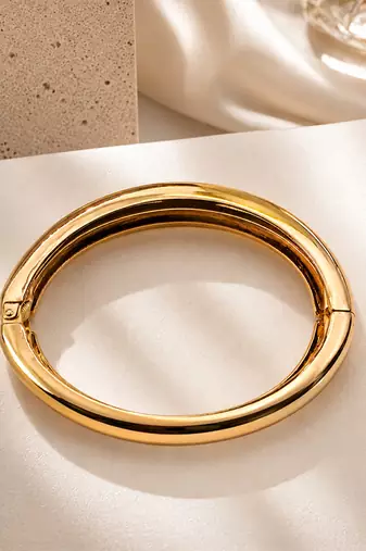 Gold metallic hinged bangle